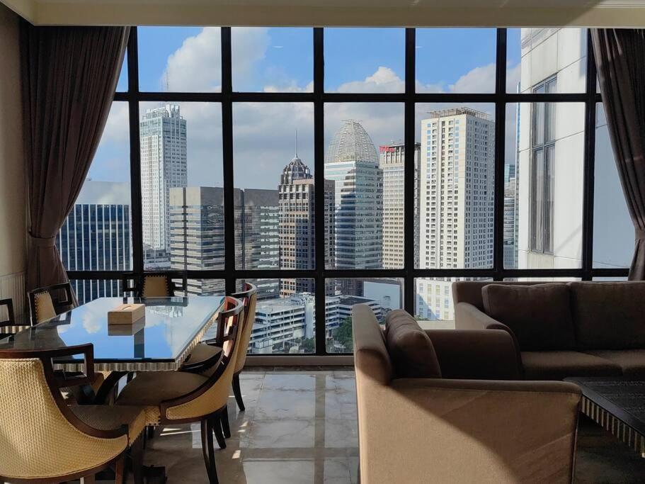 Senopati Penthouse Luxury 2 Bedroom Full Furnished Scbd Area Appartement *